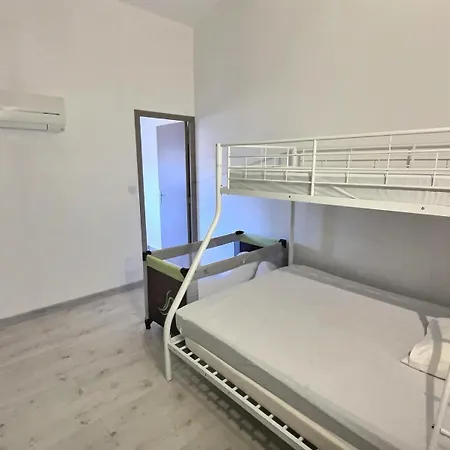 Vakantiehuis Jolie Maison 3 Chambres Avec Jacuzzi A 50m De La !